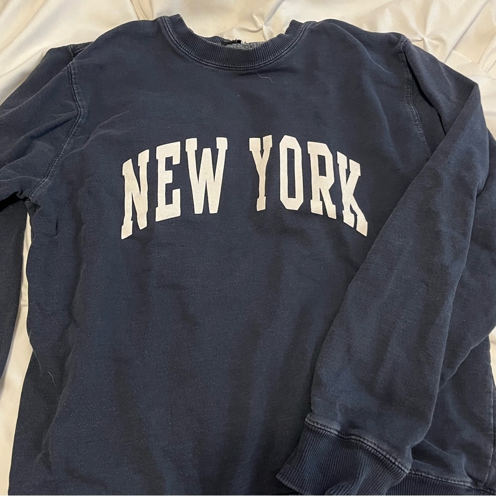 brandy melville crewneck